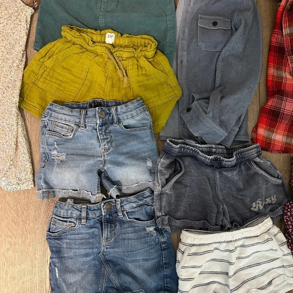 Mixed Girls S 6-7 15pc Clothing Bundle GAP Kids, Roxy, Art Class, Old Navy